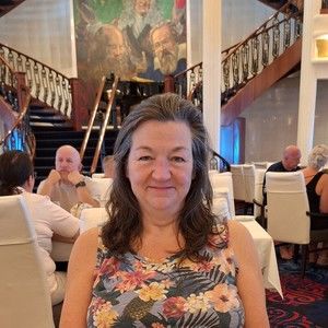 Meet your Posher, Deborah